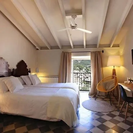 Ca's Papa Hotel